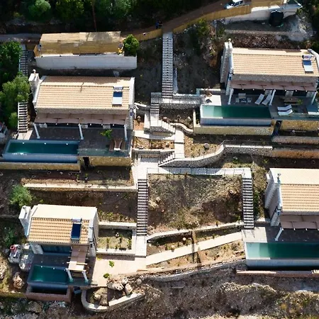 Lefkas Luxury Sivota