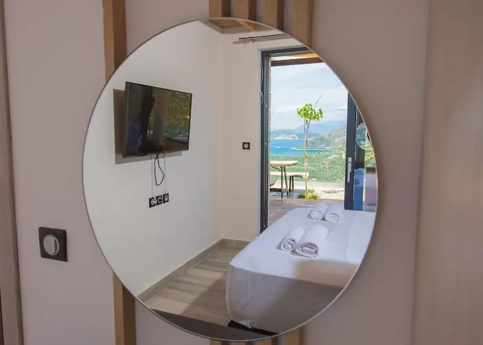Lefkas Luxury *