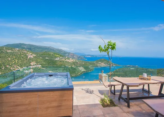 Lefkas Luxury Villa