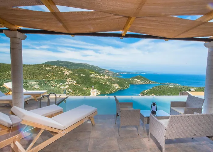 Lefkas Luxury *